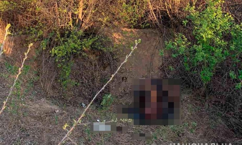 Полиция установила подозреваемого в убийстве мужчины, тело которого нашли возле железной дороги