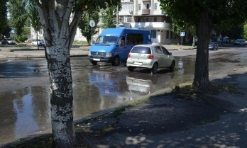 В Заводском районе уже вторую неделю потоп – ответственные службы не замечают