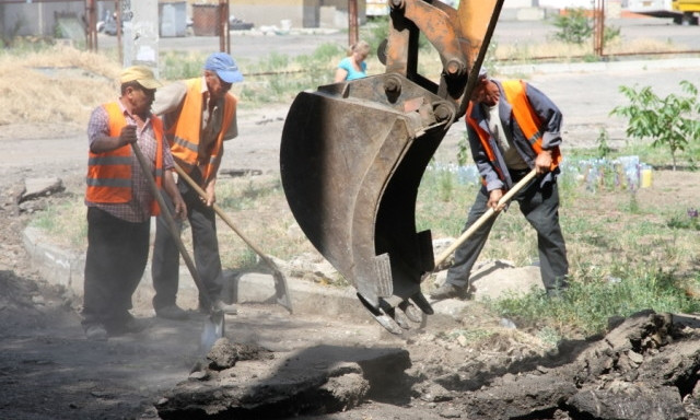 «Николаевавтодору» отдали три тендера на ремонт дорог в Николаеве