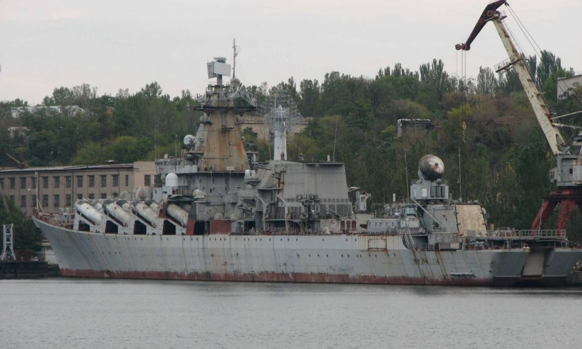 Николаевские судостроители обвинили Киев в нежелании продать крейсер «Украина» и расчитаться с долгами по зарплате