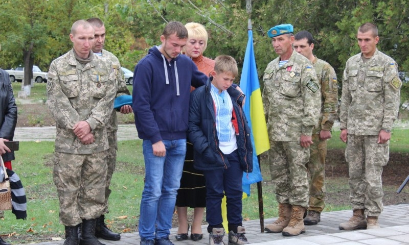 На Николаевщине открыли стелу борцам за свободу и независимость Украины