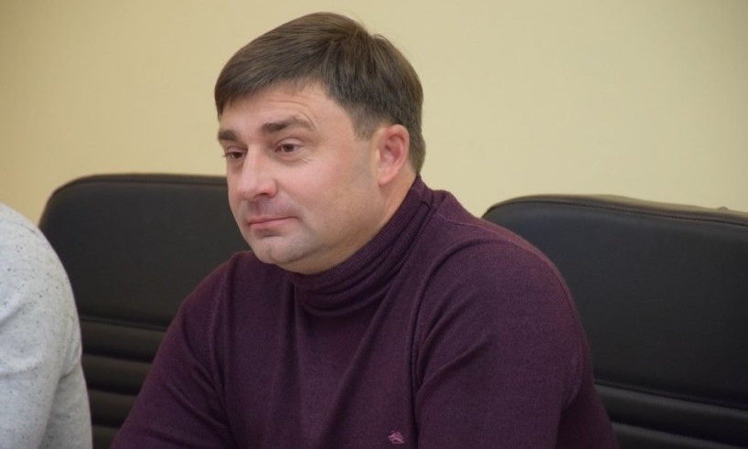 Депутат Николаевского облсовета предложил лишить «депутатских» денег тех, кто завтра не придёт на сессию