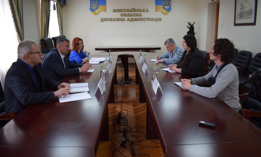 Валентин Гайдаржи встретился с официальными наблюдателями от МРИ на очередных выборах Президента Украины