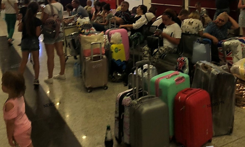 Николаевские туристы, которые не могли вылететь из аэропорта в Батуми, уже вернулись в Украину