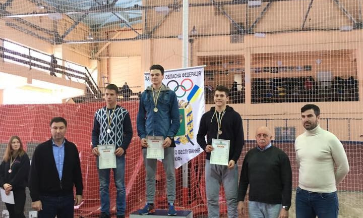 Золотую медаль на чемпионате Украины по академической гребле на эргометрах завоевал Даниил Егоров
