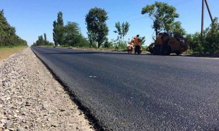 На трассе Н-11 Днепр - Николаев завершили ремонт 7 километров асфальта