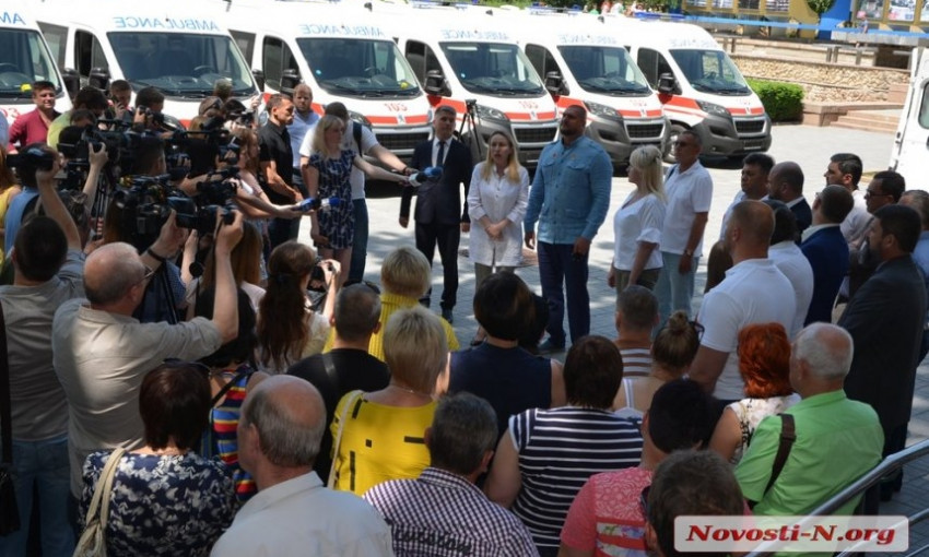 На Николаевщину прибыли 13 машин экстренной медицинской помощи
