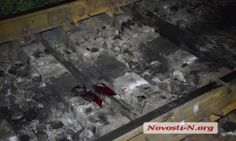 На станции «Николаев» человек попал под поезд