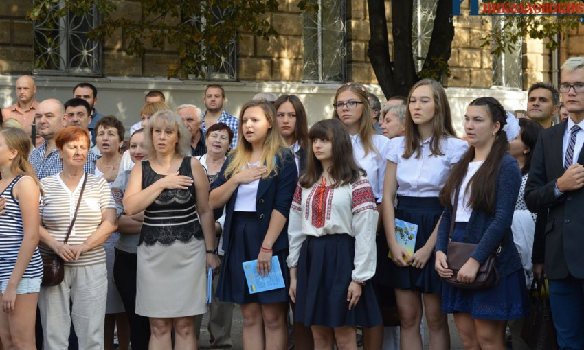 В Первой украинской гимназии Николаева выпускники учатся футуризму