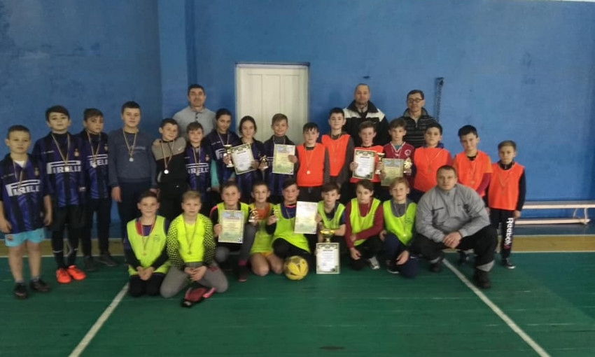 В Николаевской  области определились победители районного чемпионата по футзалу среди учеников 5-6 классов