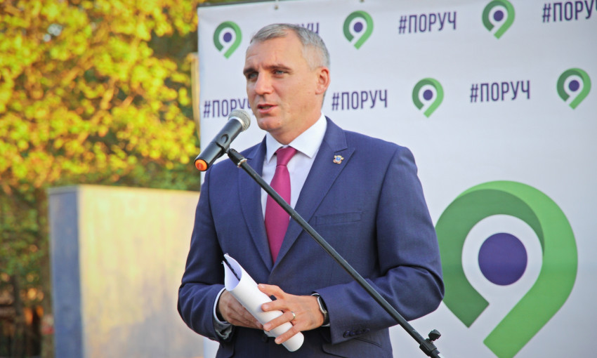 Мэр Николаева  Александр Сенкевич провел очередную встречу с жителями города в рамках ежегодного отчета