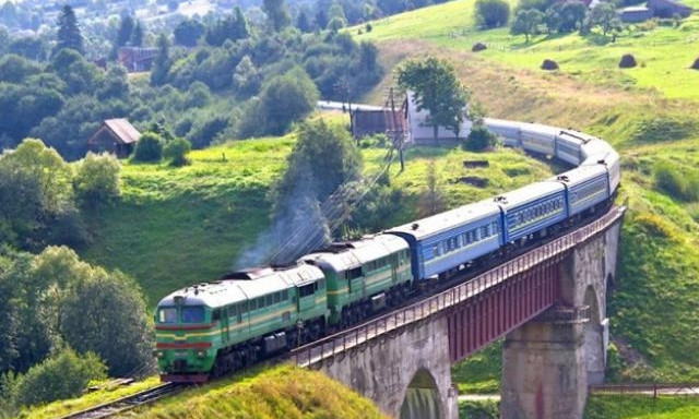 В Закарпатье во время праздников будет курсировать поезд из Николаева