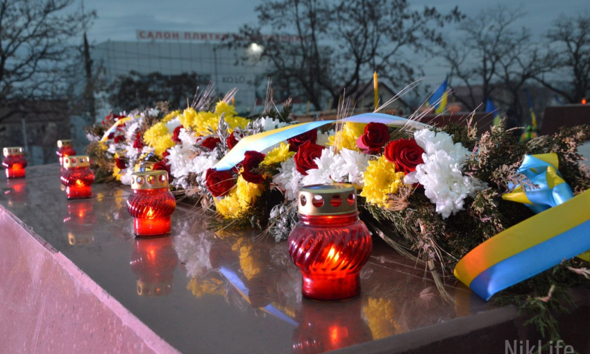 Николаевцы почтили память жертв Голодомора в Украине