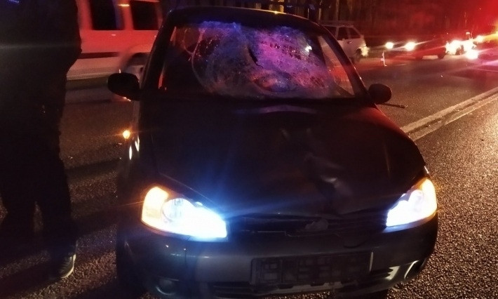 В больнице умер мужчина, который попал под колеса автомобиля на пр. Богоявленском