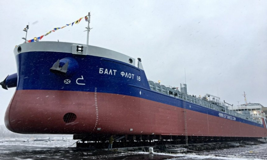 Российский танкер «Балтфлот 18» зашёл в акваторию Николаевского морского порта