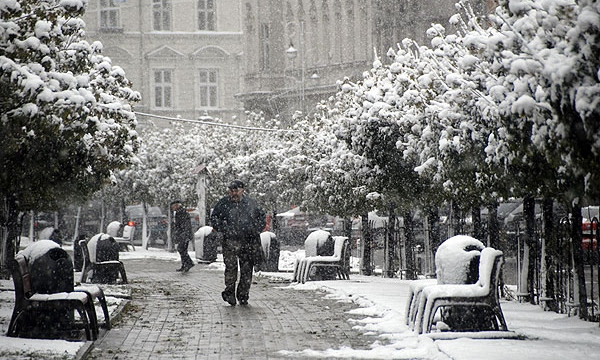 Юг Украины заметет снегом