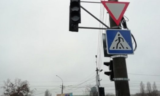 В Николаеве установленные в прошлом году светофоры обещают включить в первом квартале 2019 года