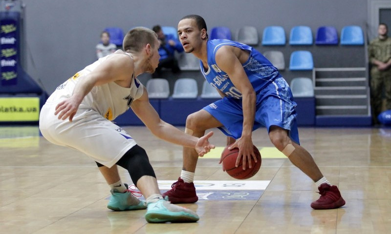«Нико-Баскет» начал с победы полуфинальную серию Николаевской баскетбольной лиги