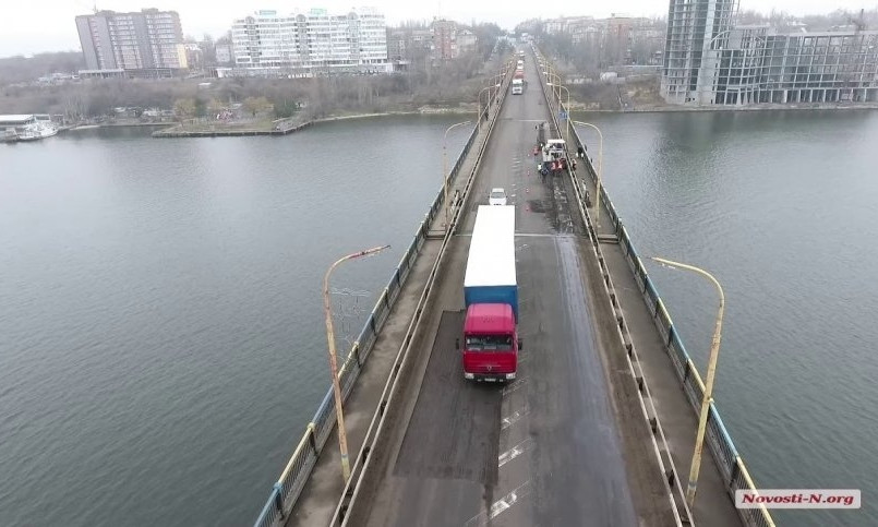 Зеленский заставил николаевского губернатора пообещать за год отремонтировать мост