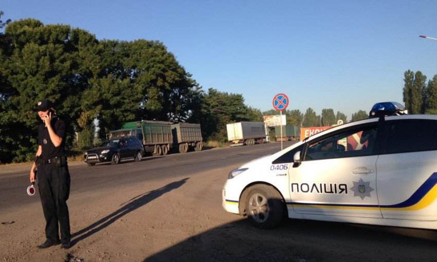Въезд большегрузов в Николаев контролируют патрульные