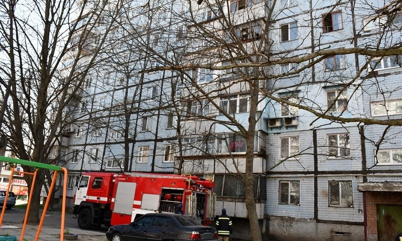В Николаеве загорелся балкон в девятиэтажном доме