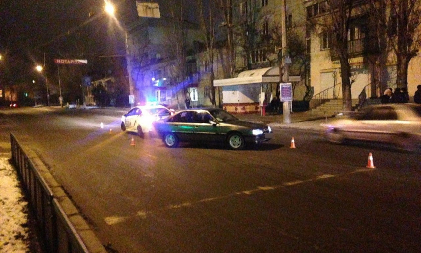 В Николаеве пьяный мужчина попал под машину