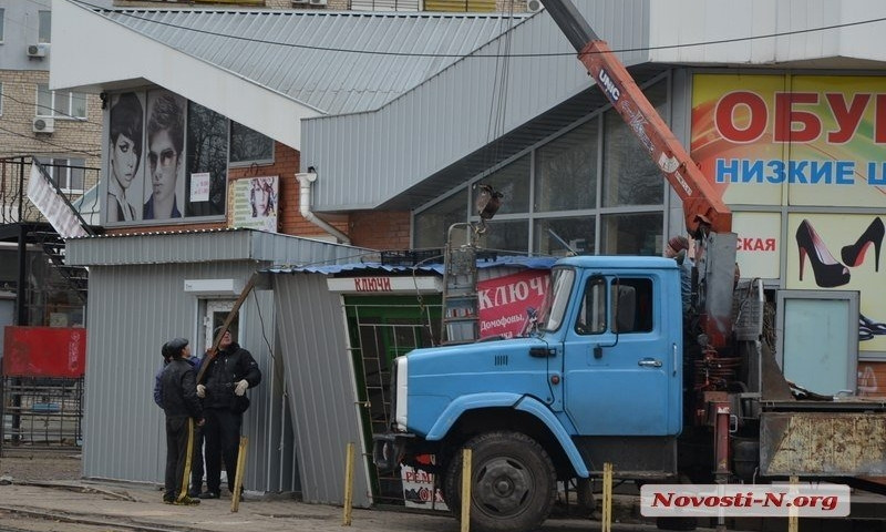 До конца года в Николаеве планируют снести 117 незаконных киосков