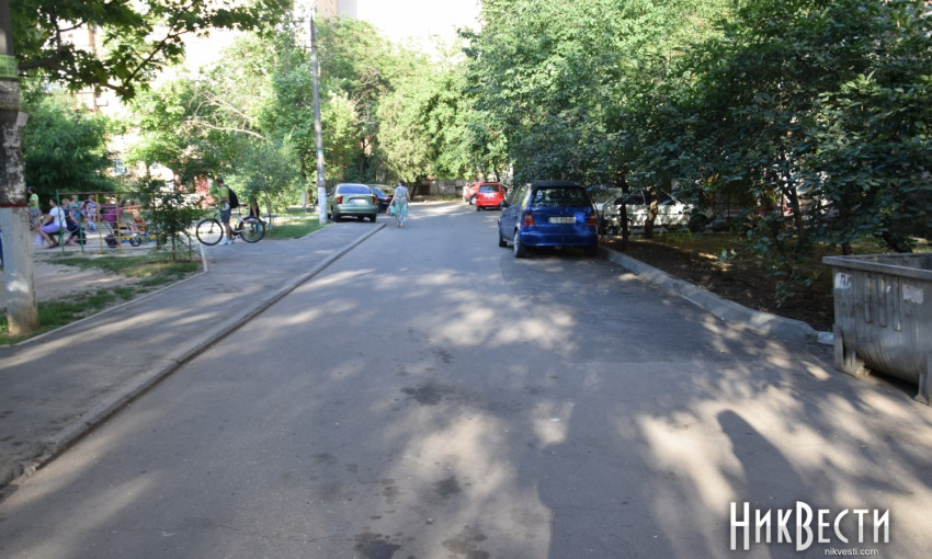 Администрация Центрального района отдала неопытнымы подрядчикам ремонт дорог во дворах Николаева на 7,5 миллионов