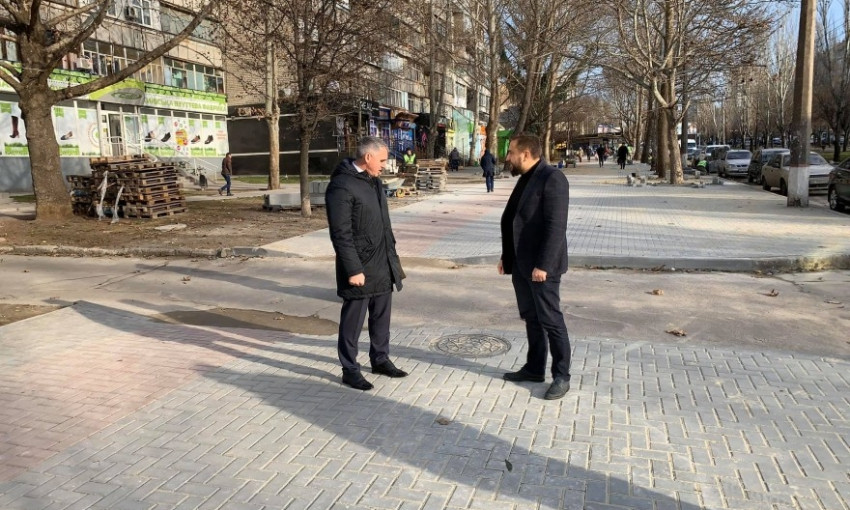 Чиновник рассказал, где в Николаеве отремонтируют тротуары в текущем году
