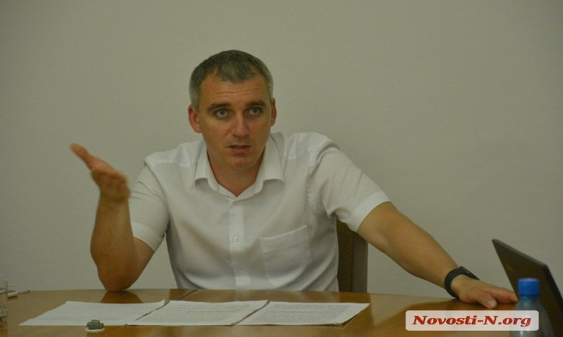 Сенкевич поддерживает возможность передачи аэропорта «Николаев» в собственность Укроборонпрома