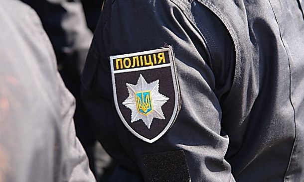 В Николаевской области двое мужчин в ходе конфликта напали на полицейского