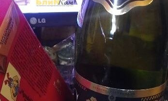 В Николаеве продают шампанское, запрещенное законом о декоммунизации