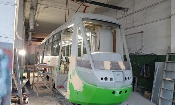 38-летний николаевский трамвай выпустят на линию в новом «европейском» дизайне