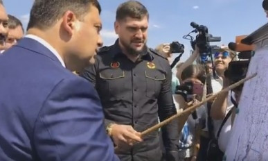Савченко пообещал Гройсману, что дорога на Снигиревку будет отремонтирована до конца октября