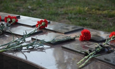В Николаеве десантники почтили память своих побратимов, погибших 6 лет назад близ Зеленополья