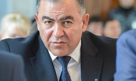 Гранатуров обвинил депутата Копейку в попытке сорвать изменения в бюджет