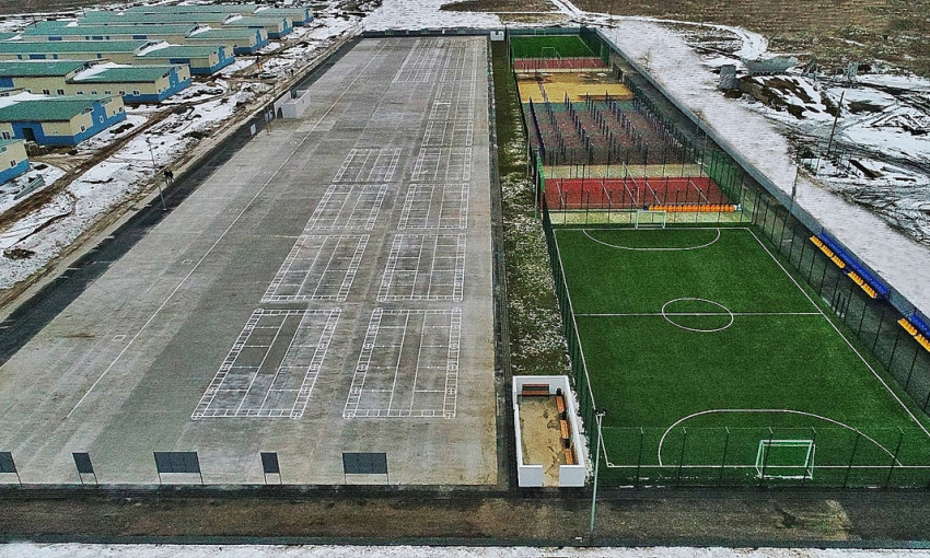 На николаевском «Ширлане» завершили строительство строевого плаца и спортивных объектов