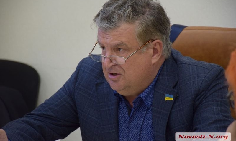 Николаевские депутаты повздорили, обсуждая выделение 7 млн на кухонный инвентарь школам и детсадам