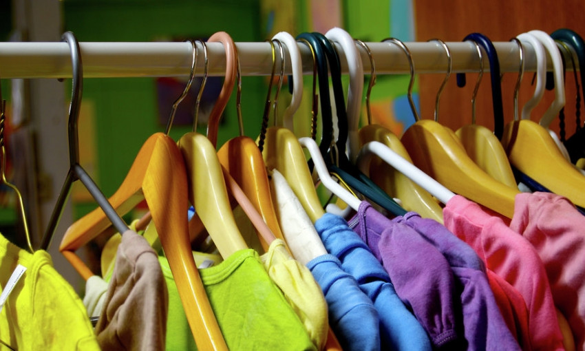 В николаевском магазине незвестные украли детскую одежду