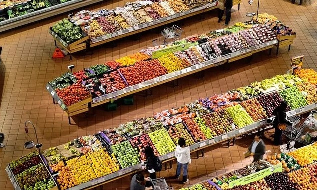 Минувшая неделя в Украине «отметилась» ростом цен на продукты, зато падением стоимости защитных масок