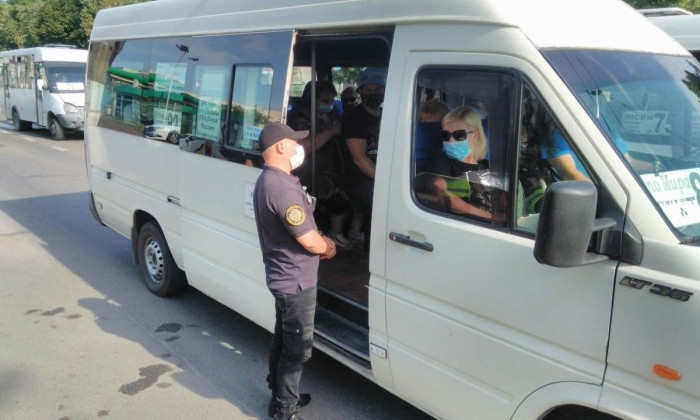 В Николаеве в общественном транспорте штрафуют за нарушение карантина