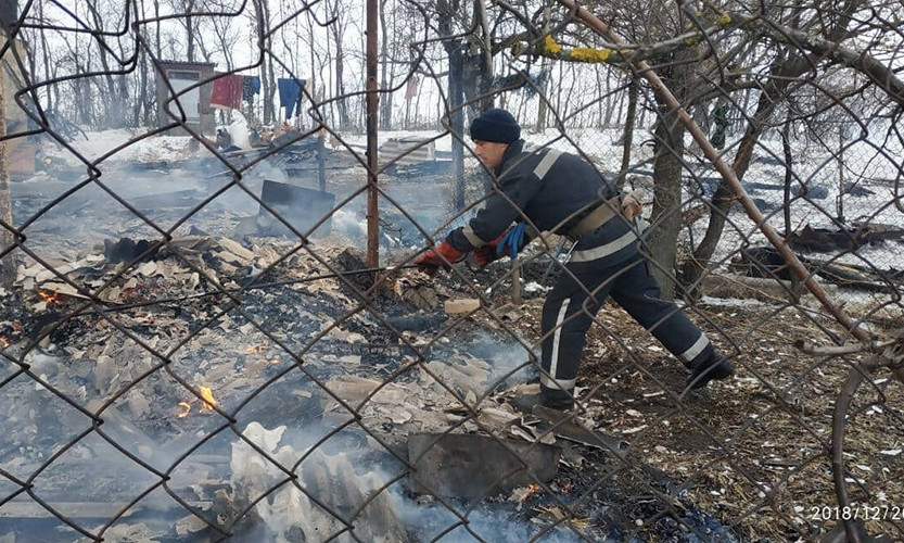 В Николаевской области загорелись сеновал с сеном и летняя кухня