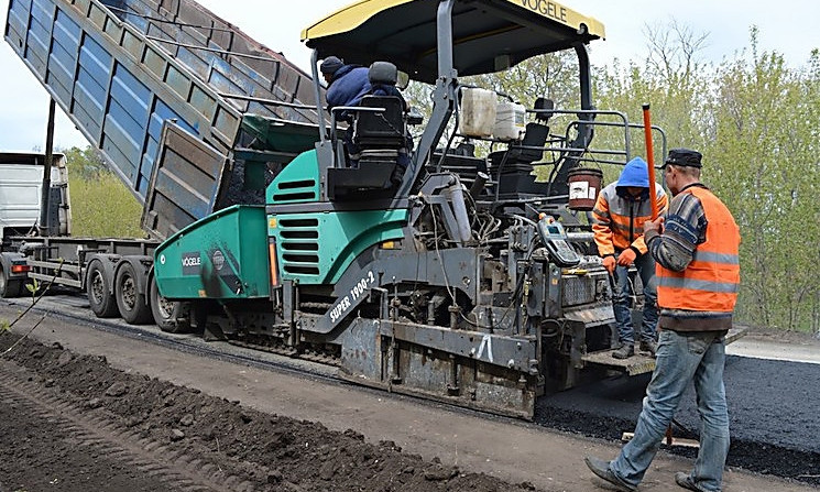 На ремонт дорог в Николаеве «зашла» новая фирма из Полтавы