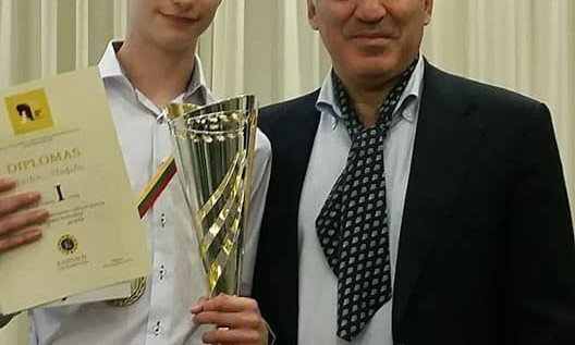 Владислав Ларкин снова завоевал золотую медаль на Международном турнире по быстрым шахматам The Baltic Way-2018
