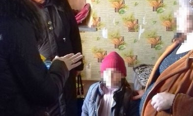 На Николаевщине многодетная мать отказалась водить в школу младшего ребенка
