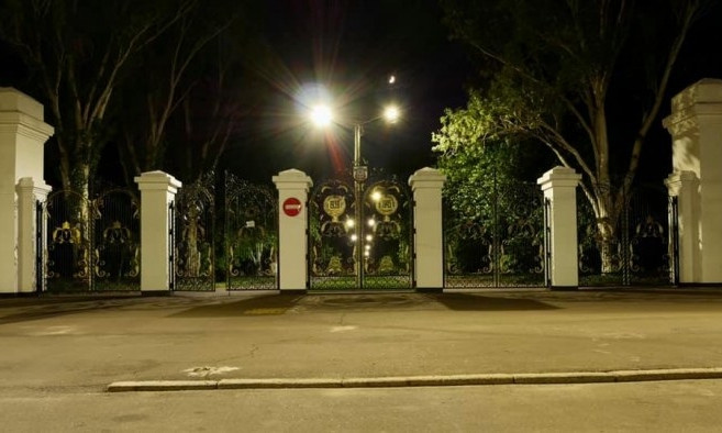 В одном из николаевских парков обновили систему уличного освещения