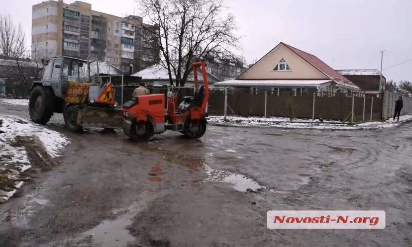 В Николаеве дорожники месят грязь - «отмывают» бюджетные деньги