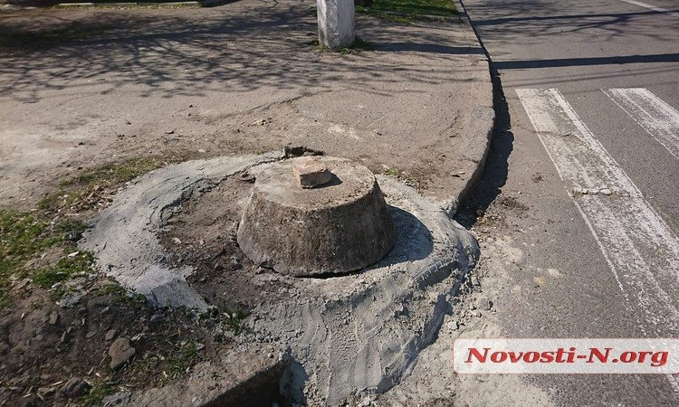 В центре Николаева появился новый арт-объект от коммунальщиков