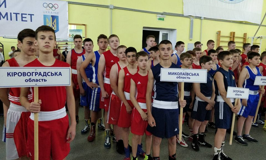 Юные боксеры Николаева везут домой с чемпионата золотые медали