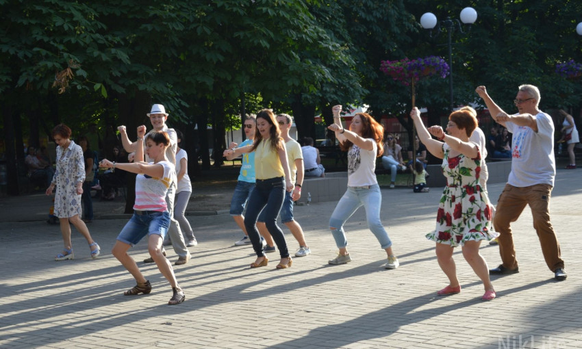 Николаевцы зажгли в ритме латиноамериканских танцев